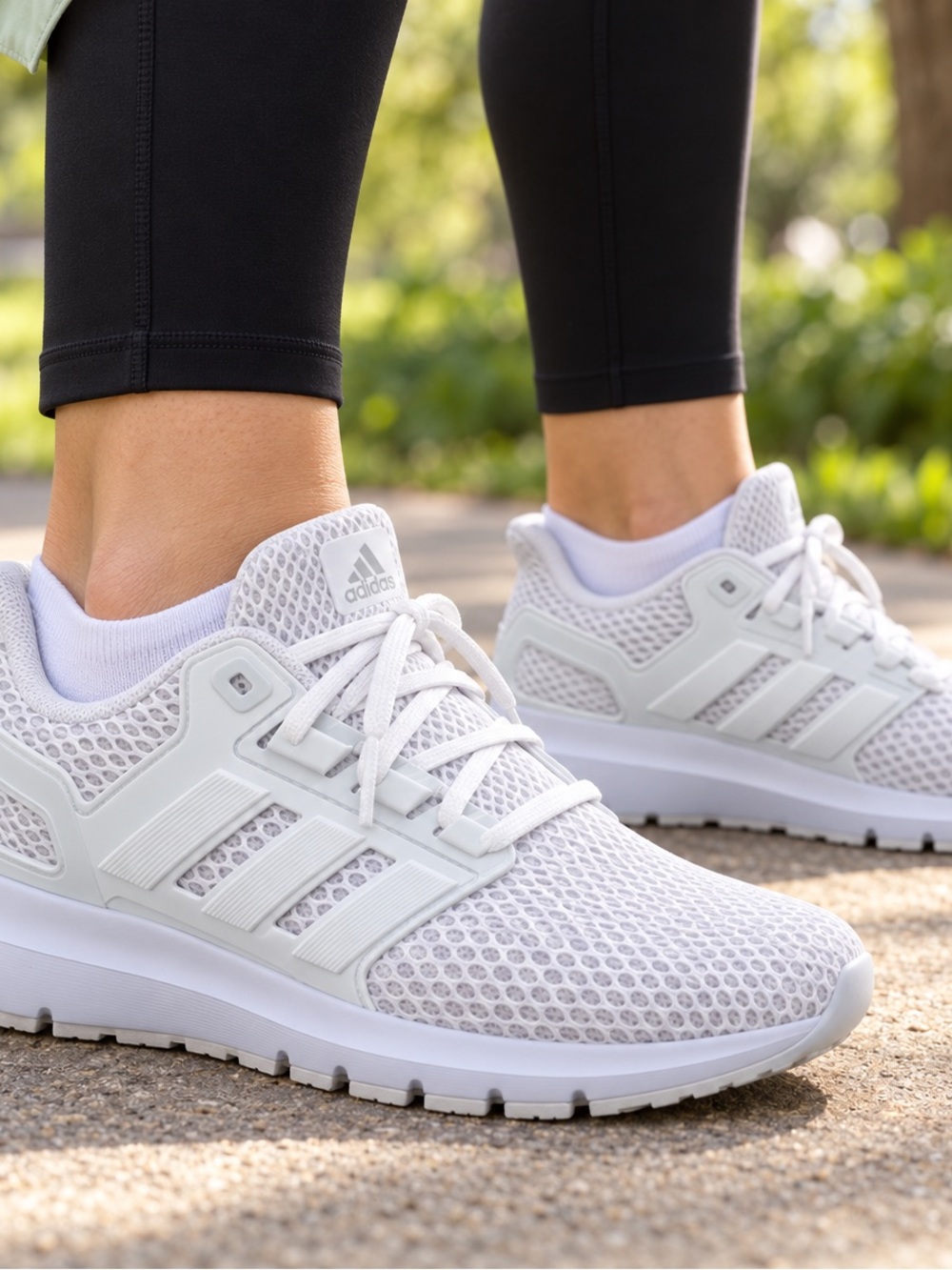 Adidas Ultimashow White Mesh Sneakers – Women’s Size 10